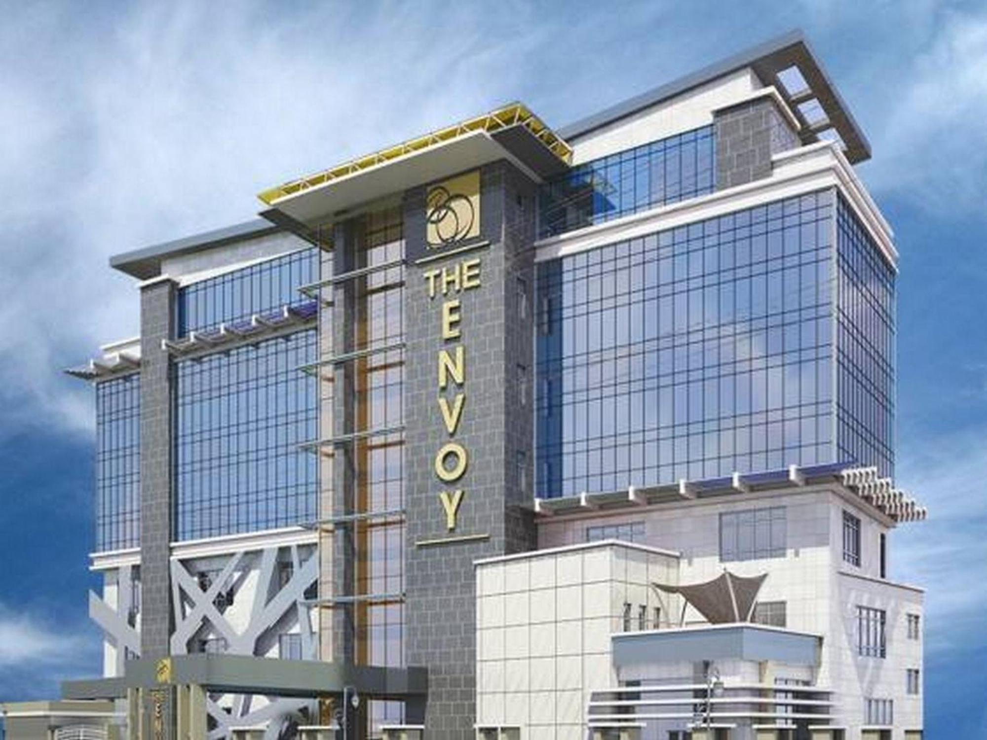 Room In Lodge - The Envoy Hotel And Suites Abuja Extérieur photo